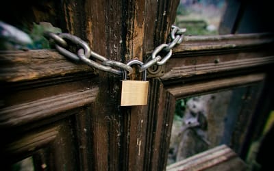 Okupación de viviendas en comunidades de Barcelona: cómo prevenirla y qué hacer si ocurre